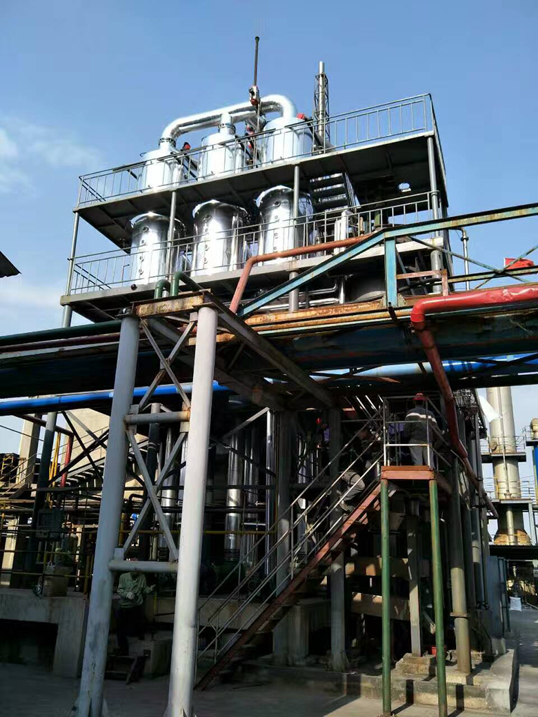 三效強制循環(huán)蒸發(fā)結(jié)晶器